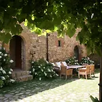 Castello Di Vicarello