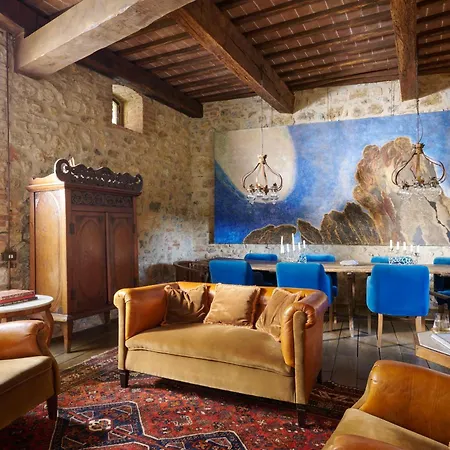 Castello Di Vicarello Farm stay *