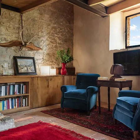 Farm stay Castello Di Vicarello Sasso d'Ombrone