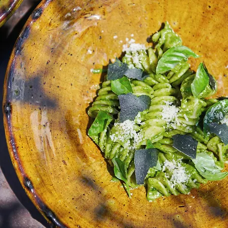 卡斯特罗迪维卡里罗酒店 农家乐 *