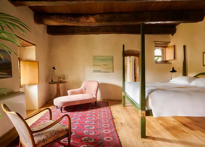 Castello Di Vicarello * Sasso d'Ombrone