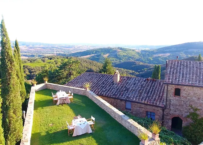 Castello Di Vicarello Farm stay