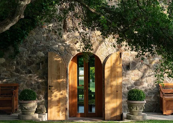 Castello Di Vicarello Farm stay Sasso d'Ombrone