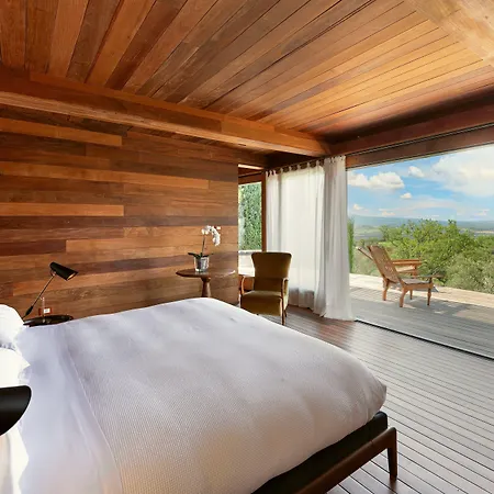 Castello Di Vicarello Vakantieboerderij Sasso dʼOmbrone